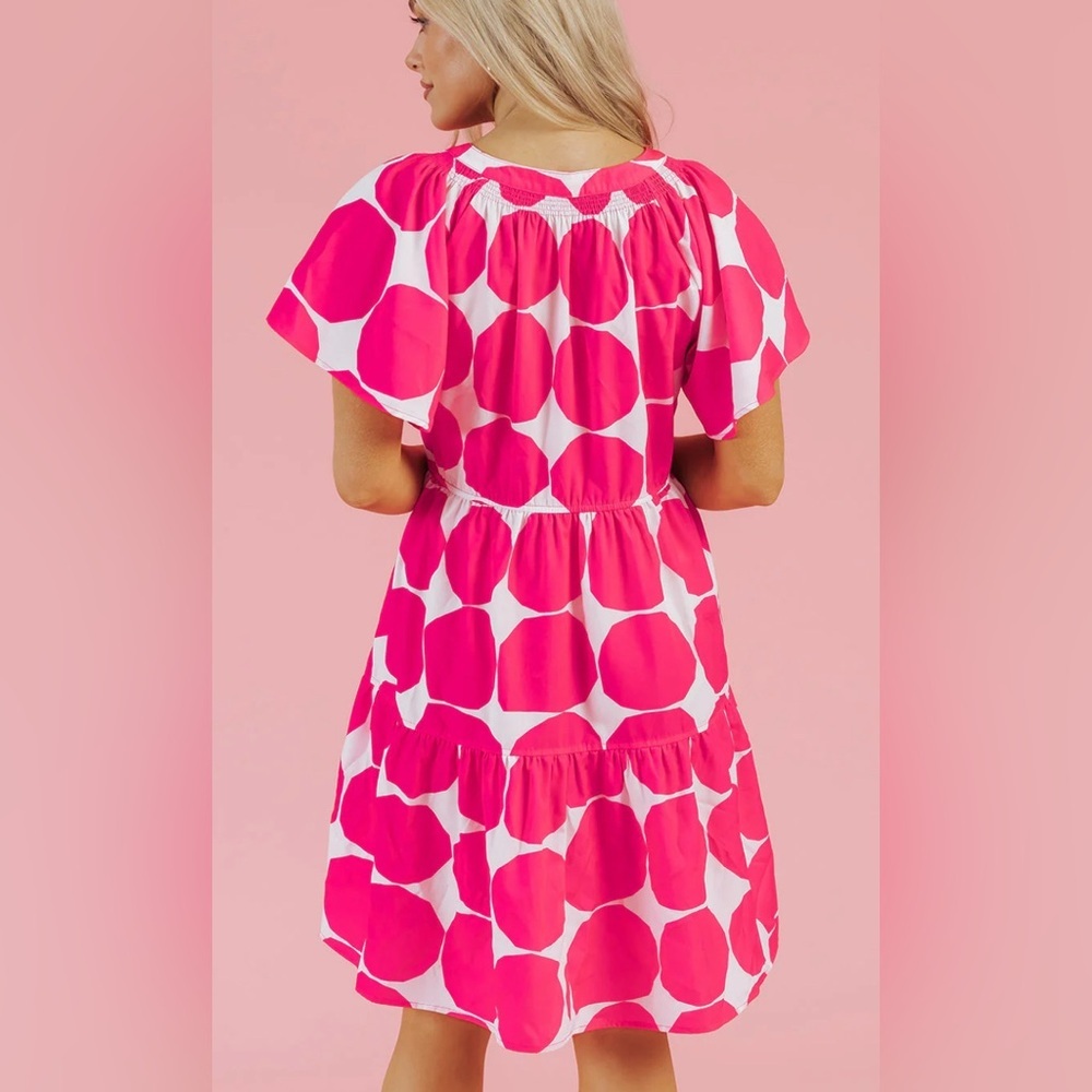 Umgee Pink Polka Dot Flutter Sleeve Notched Tiered Flowy Dress Size m - Picture 2 of 6
